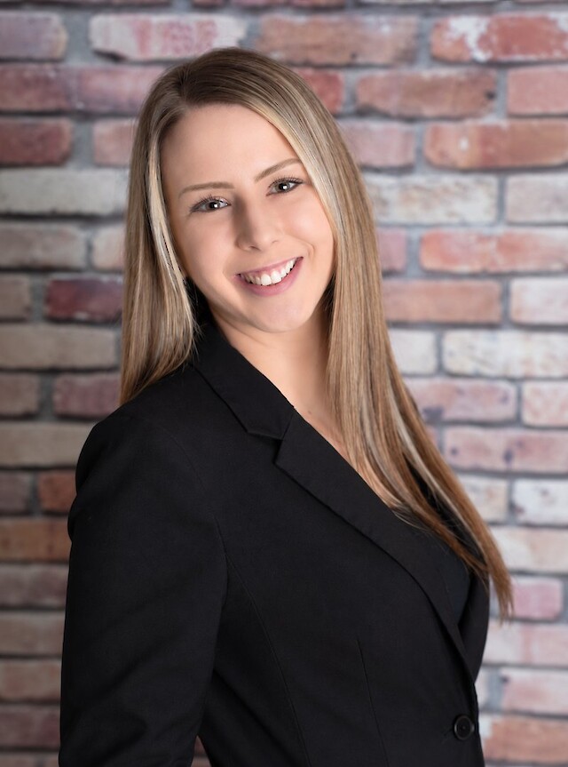 Alyssa Canzoneri, General Manager of Presley's Kitchen + Bar